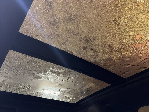 Used 2024 Acura ZDX A-Spec image 23