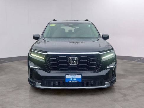 Certified 2023 Honda Pilot Touring image 2