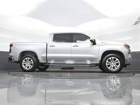 Used 2022 Chevrolet Silverado 1500 LTZ w/ LTZ Premium Package AWD/4WD image 33