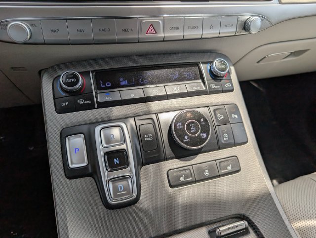 Used 2021 Hyundai Palisade SEL w/ Premium Package AWD/4WD image 29