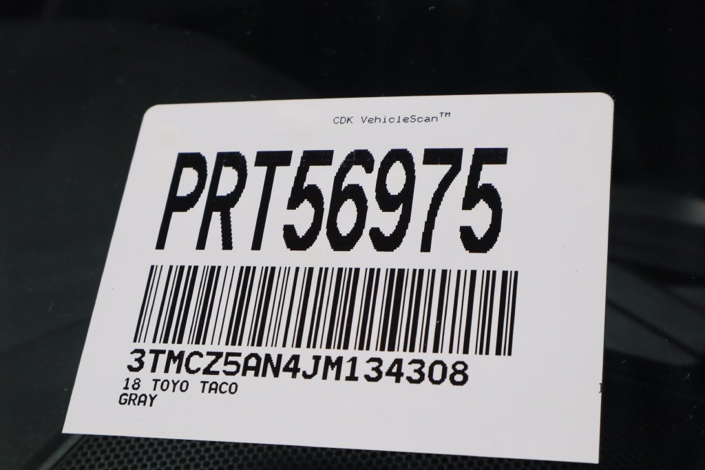 Used 2018 Toyota Tacoma TRD Off-Road AWD/4WD image 33