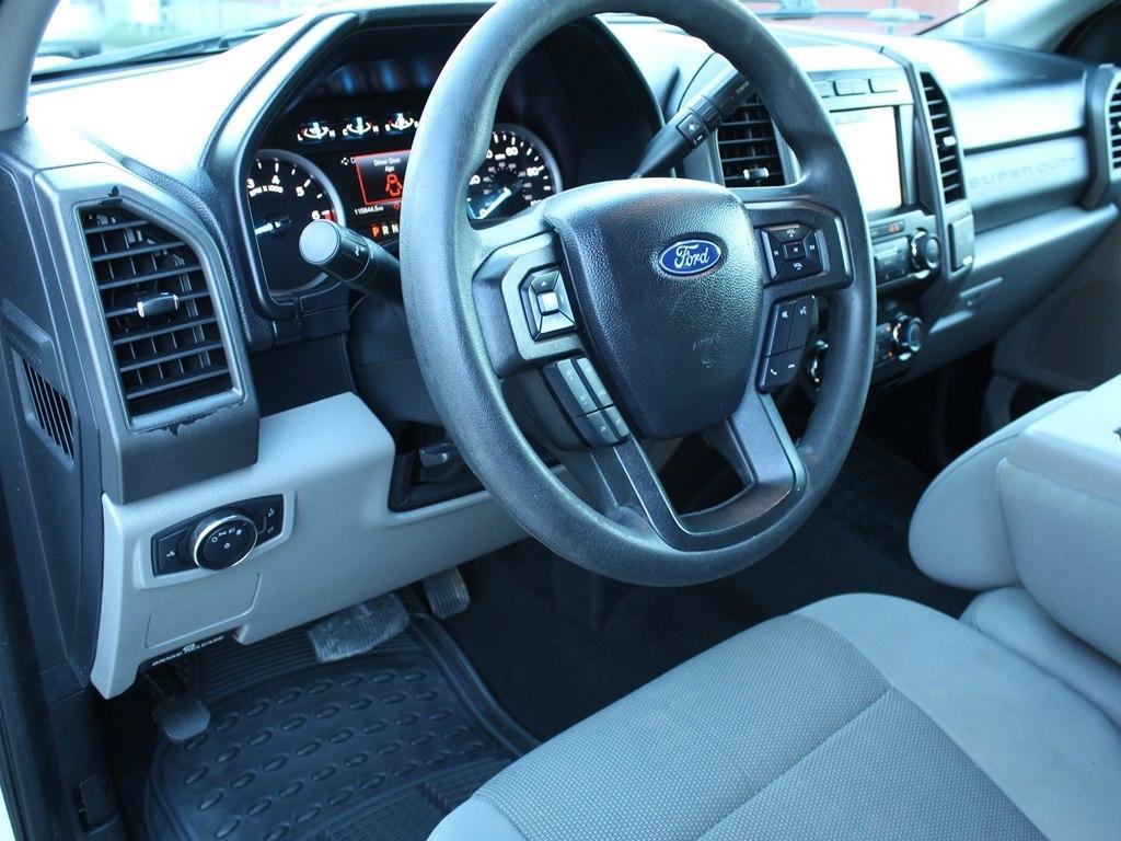 Used 2019 Ford F250 XL w/ STX Appearance Package AWD/4WD image 12