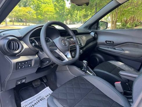 Used 2020 Nissan Kicks S w/ Interior Electronics Package FWD image 11