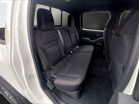 New 2026 Nissan Frontier PRO-4X w/ Pro-4x Convenience Package image 10