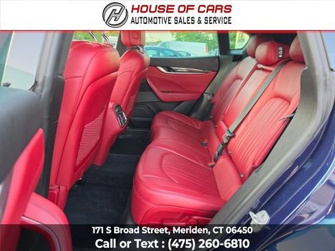Used 2017 Maserati Levante AWD/4WD image 37