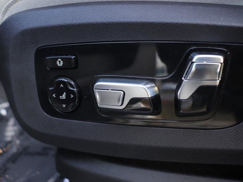 Certified 2024 BMW X5 xDrive40i w/ Premium Package image 27