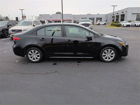 Certified 2024 Toyota Corolla LE image 8