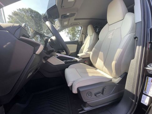 Certified 2025 Audi Q5 Premium Plus AWD/4WD image 17