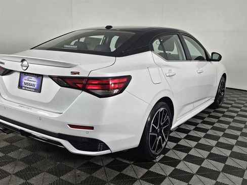 New 2025 Nissan Sentra SR w/ SR Premium Package image 4