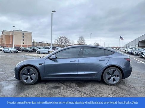 Used 2023 Tesla Model 3 Standard Range image 6