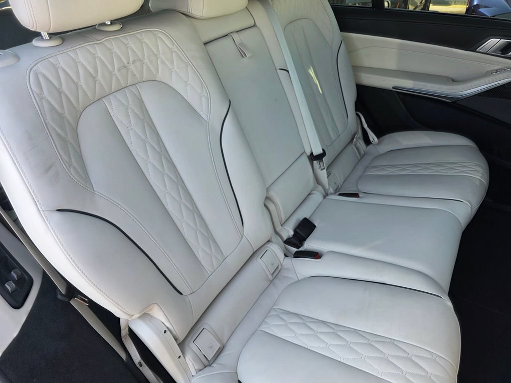 Certified 2025 BMW X7 M60i w/ Climate Comfort Package AWD/4WD image 27