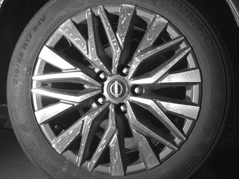 Used 2025 Nissan Altima 2.5 SV image 15