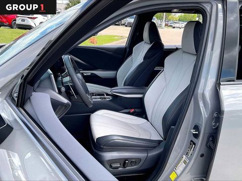 Certified 2024 Lexus TX 500h AWD w/ Technology Package image 7