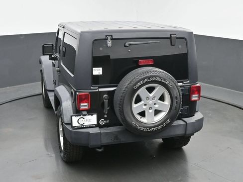 Used 2015 Jeep Wrangler Sport w/ Quick Order Package 24S AWD/4WD image 34
