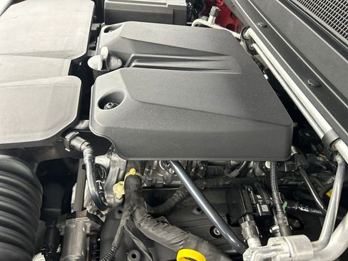 Used 2024 Chevrolet Colorado Z71 w/ Z71 Convenience Package 2 image 30