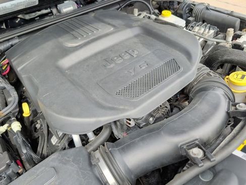 Used 2018 Jeep Wrangler Unlimited Sport S image 27