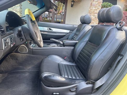 Used 2002 Ford Thunderbird RWD image 11