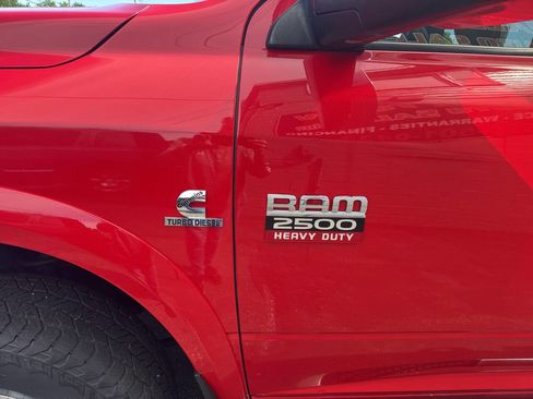Used 2011 RAM 2500 Laramie w/ Cold Weather Group AWD/4WD image 4