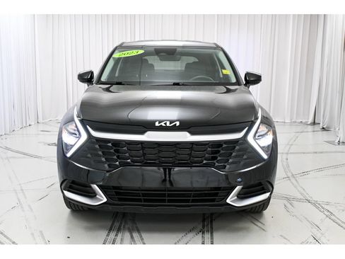 Certified 2023 Kia Sportage LX AWD/4WD image 3