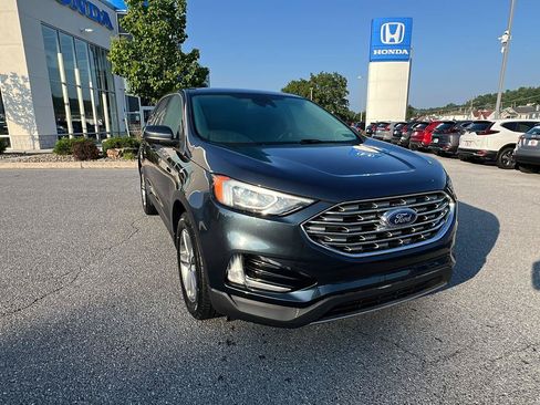 Used 2022 Ford Edge SEL w/ Convenience Package AWD/4WD image 2