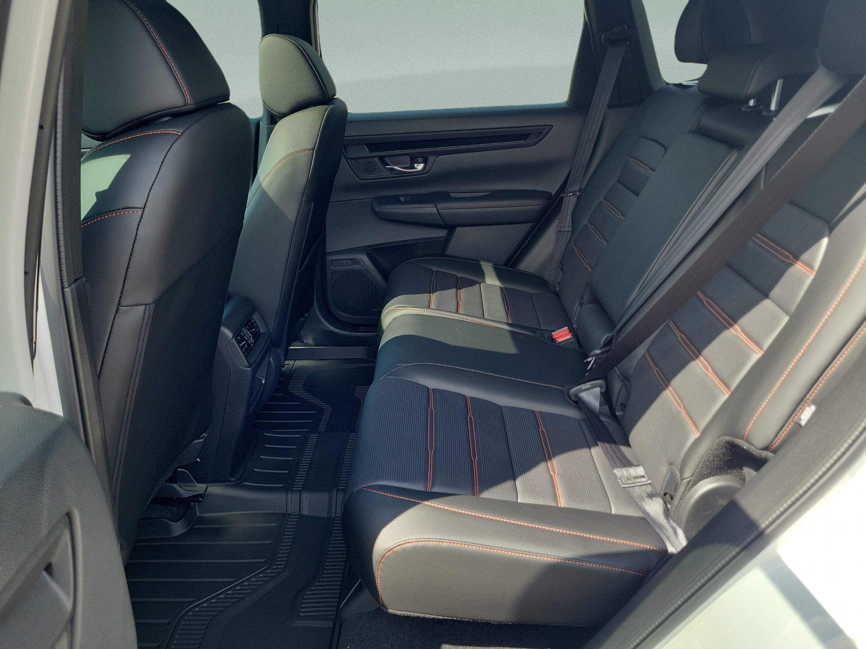Used 2026 Honda CR-V Sport-L image 9