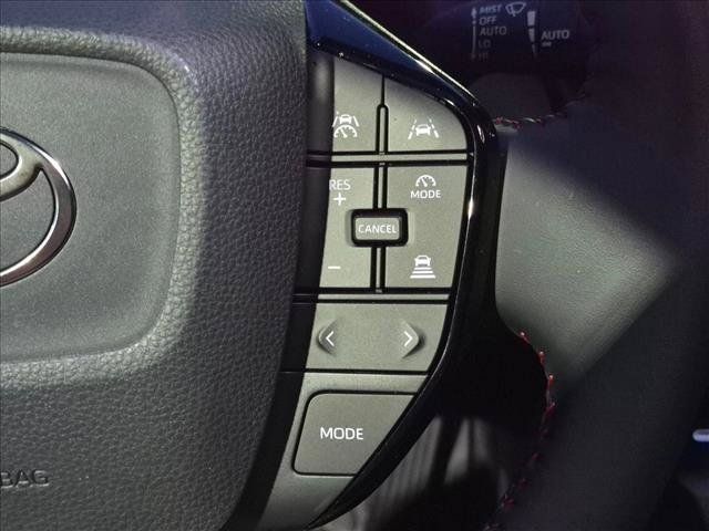 Used 2026 Toyota Prius Plug-In Hybrid FWD image 6