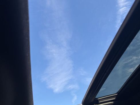 Used 2018 Dodge Durango R/T w/ Technology Group image 14