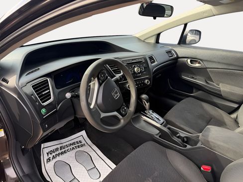 Used 2013 Honda Civic LX image 9