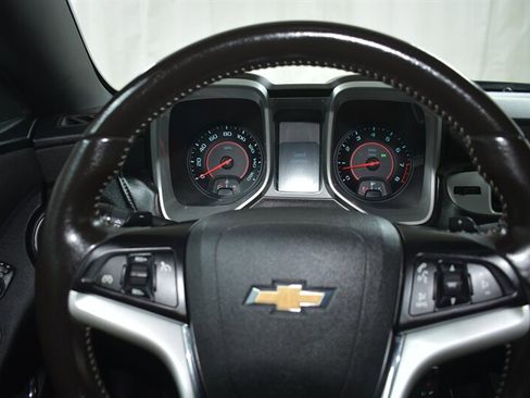Used 2015 Chevrolet Camaro LT w/ 1LT Preferred Package RWD image 10