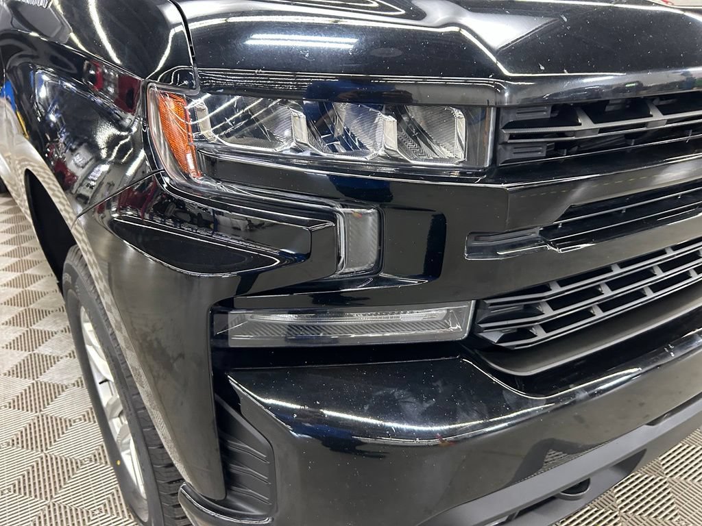 Used 2021 Chevrolet Silverado 1500 RST w/ Bed Protection Package AWD/4WD image 3