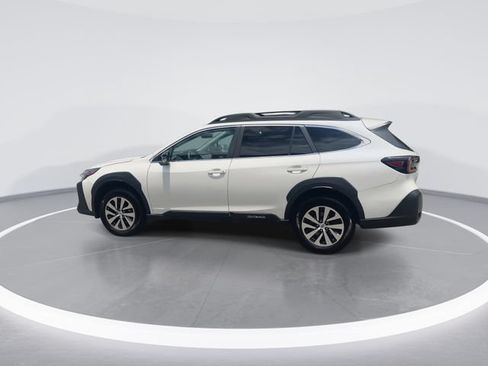 Certified 2024 Subaru Outback Premium AWD/4WD image 5