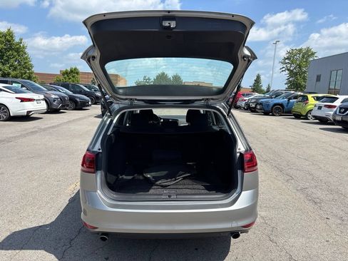 Used 2017 Volkswagen Golf S AWD/4WD image 7