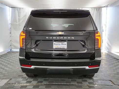 New 2026 Chevrolet Suburban LS RWD image 7