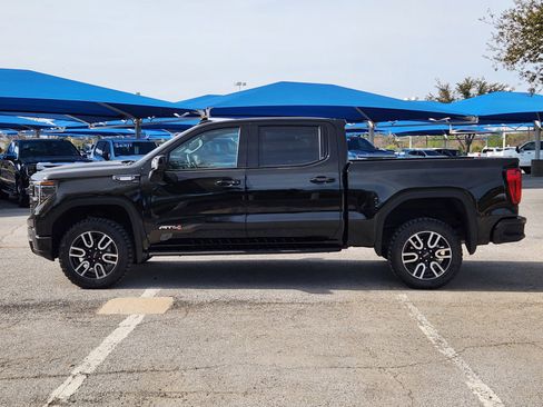 Used 2025 GMC Sierra 1500 AT4 w/ AT4 Premium Package image 3