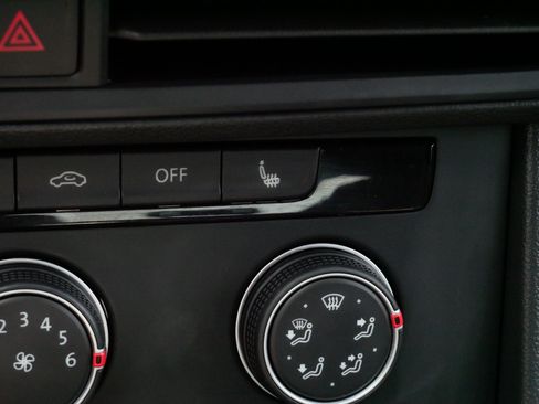 Used 2024 Volkswagen Jetta Sport FWD image 28