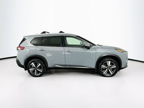 Used 2021 Nissan Rogue SL AWD/4WD image 10