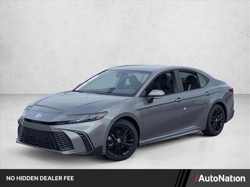 New 2026 Toyota Camry SE FWD image 1