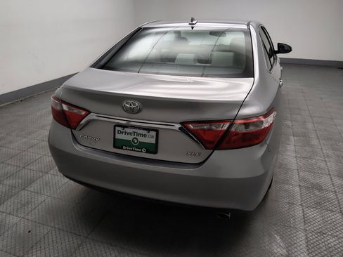 Used 2017 Toyota Camry XLE w/ Moonroof Package image 7