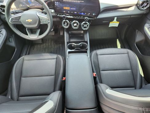 New 2025 Chevrolet Blazer EV LT image 20