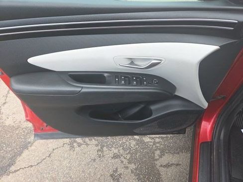 Used 2023 Hyundai Tucson SE AWD/4WD image 11