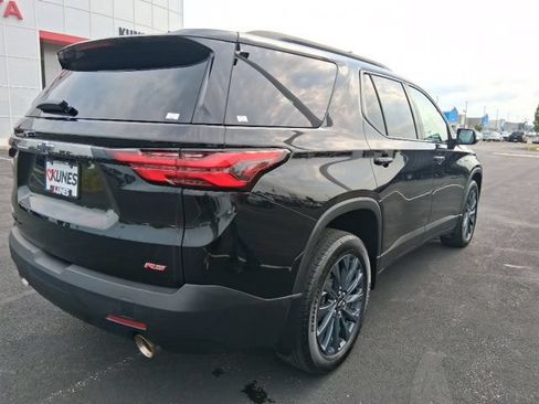 Used 2023 Chevrolet Traverse RS w/ LPO, Floor Liner Package AWD/4WD image 6