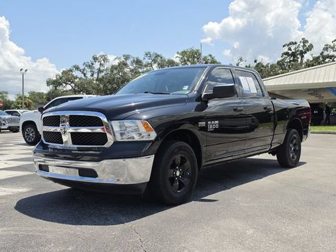 Used 2020 RAM 1500 Classic SLT AWD/4WD image 7