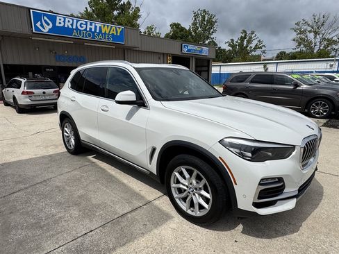Used 2019 BMW X5 xDrive40i w/ Convenience Package AWD/4WD image 3