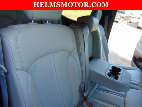 Certified 2025 Jeep Wagoneer 4WD image 44