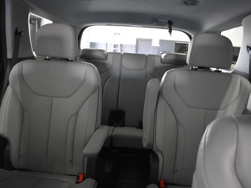 Used 2025 Hyundai Palisade SEL AWD/4WD image 31