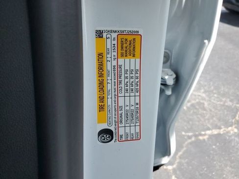 New 2026 GMC Acadia Elevation w/ Black Edition FWD image 31