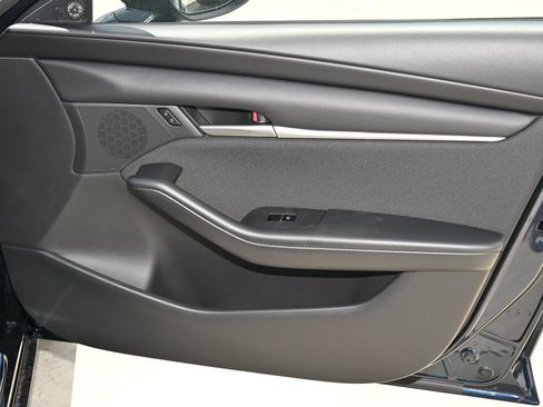 New 2026 MAZDA MAZDA3 s FWD image 17