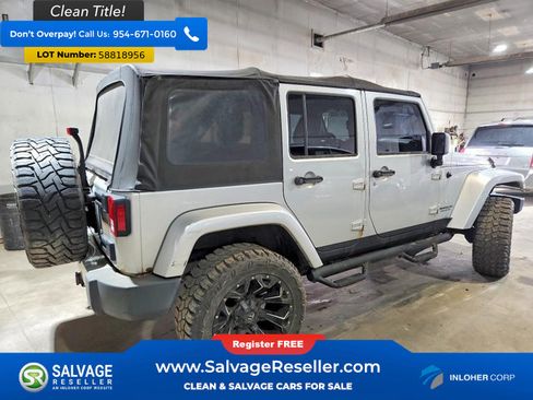 Used 2012 Jeep Wrangler Unlimited Sahara w/ Dual Top Group AWD/4WD image 4