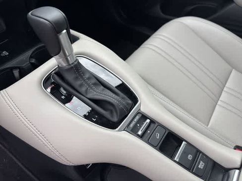 Used 2026 Honda HR-V LX image 18