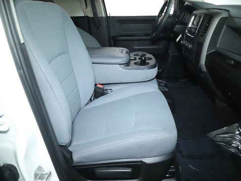Used 2019 RAM 1500 Express image 33